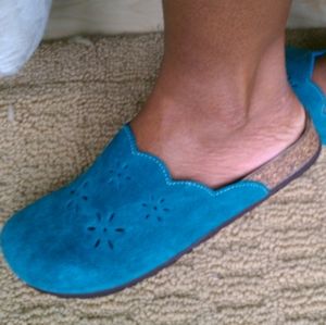 Genuine Leather Avon Slides